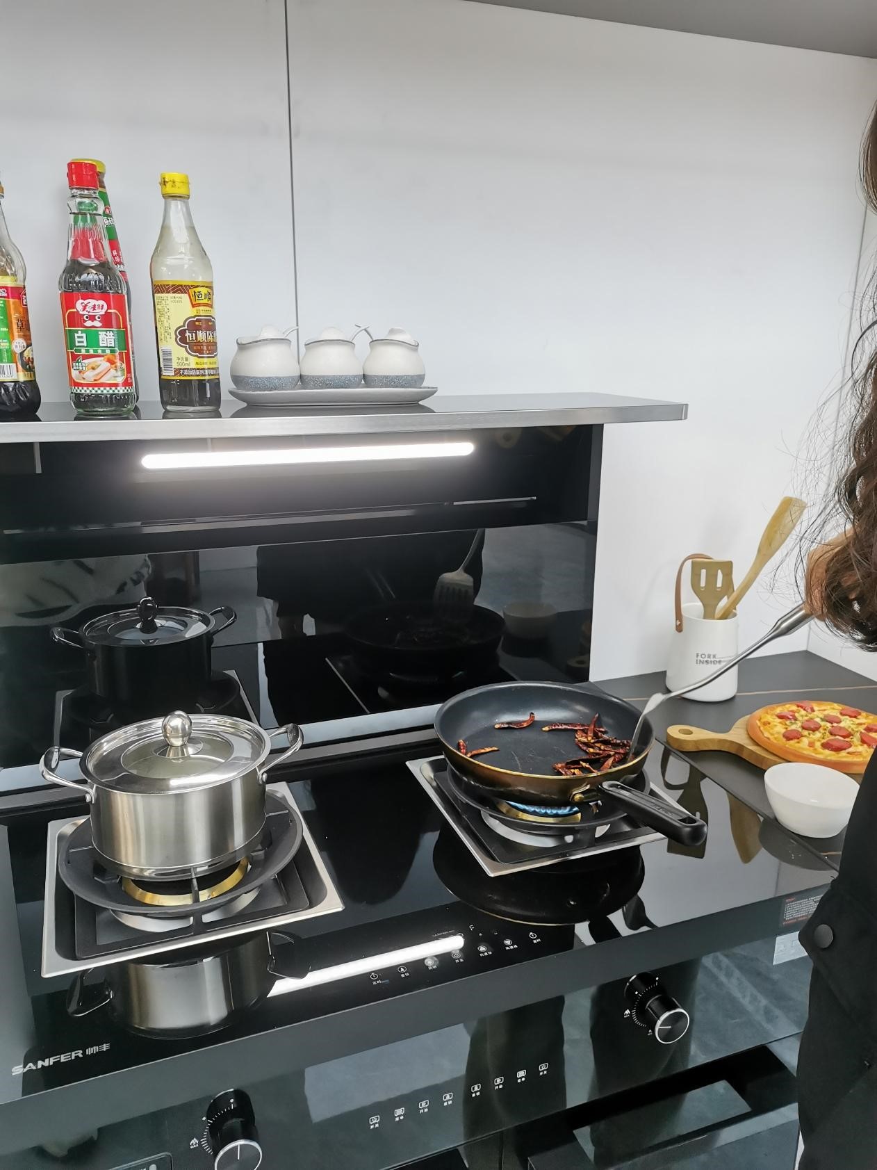 小戶型如何裝修廚房？這款帥豐集成灶，巧妙利用每一寸空間