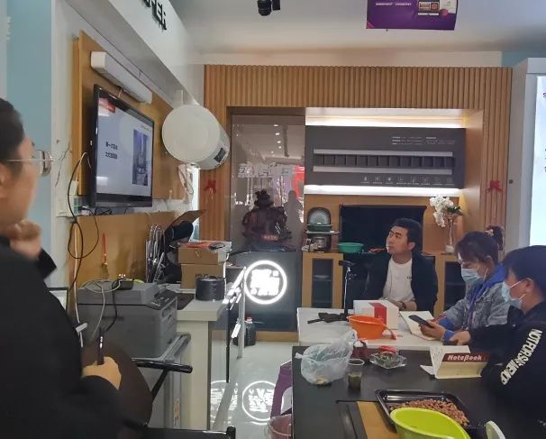 帥豐集成灶四月美食培訓(xùn)活動(dòng) 賦能終端銷(xiāo)售新動(dòng)能 帥豐集成灶四月美食培訓(xùn)活動(dòng) 賦能終端銷(xiāo)售新動(dòng)能