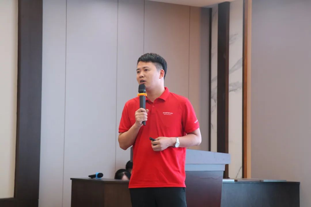 帥豐電器半年度總結(jié)會圓滿舉行，共商集成灶品牌帥豐未來發(fā)展規(guī)劃