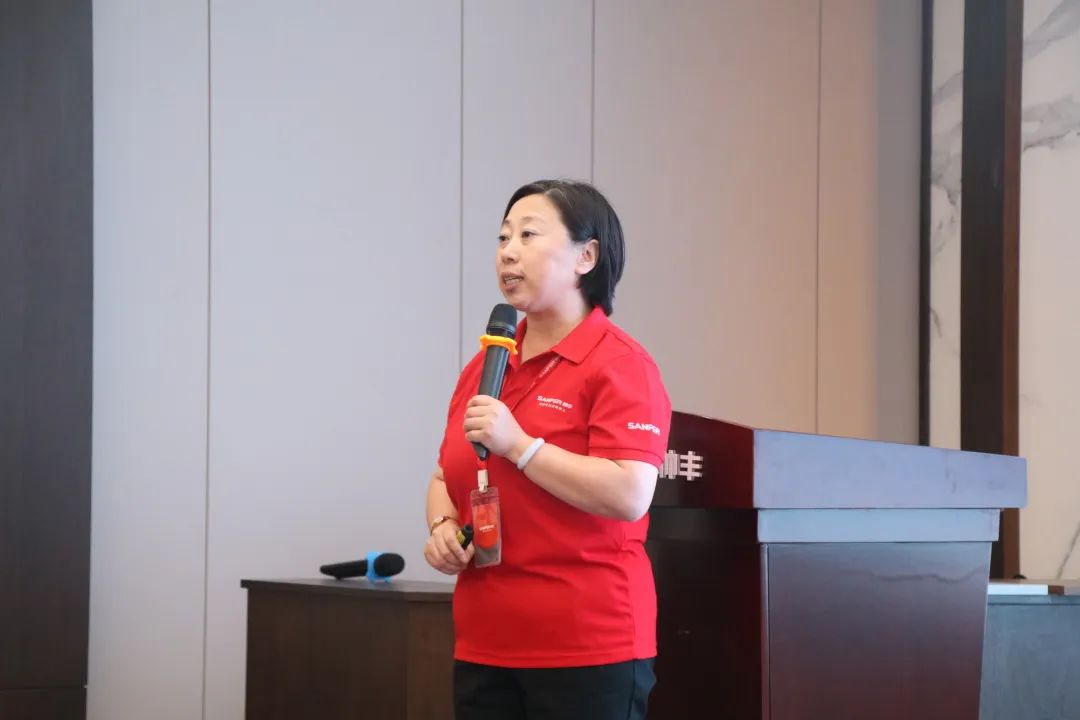 帥豐電器半年度總結(jié)會圓滿舉行，共商集成灶品牌帥豐未來發(fā)展規(guī)劃