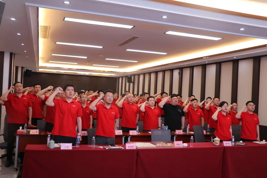 帥豐電器半年度總結(jié)會圓滿舉行，共商集成灶品牌帥豐未來發(fā)展規(guī)劃