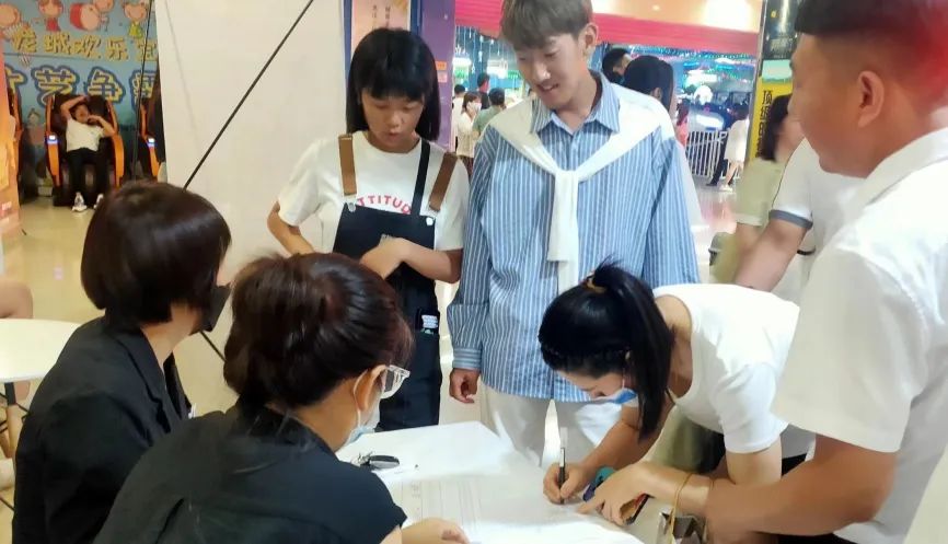 集成灶品牌帥豐電器為回饋老客戶，免費(fèi)觀影活動(dòng)火熱進(jìn)行中…