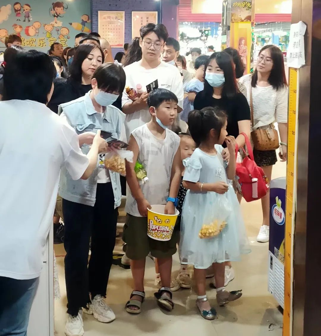 集成灶品牌帥豐電器為回饋老客戶，免費(fèi)觀影活動(dòng)火熱進(jìn)行中…