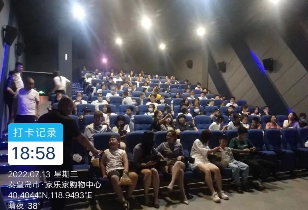 集成灶品牌帥豐電器為回饋老客戶，免費(fèi)觀影活動(dòng)火熱進(jìn)行中…