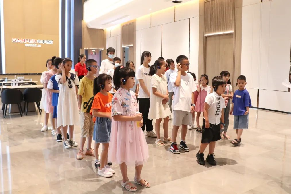 帥豐集成灶組織小美食家DIY趣游記活動(dòng)，在勞動(dòng)中尋找快樂(lè)