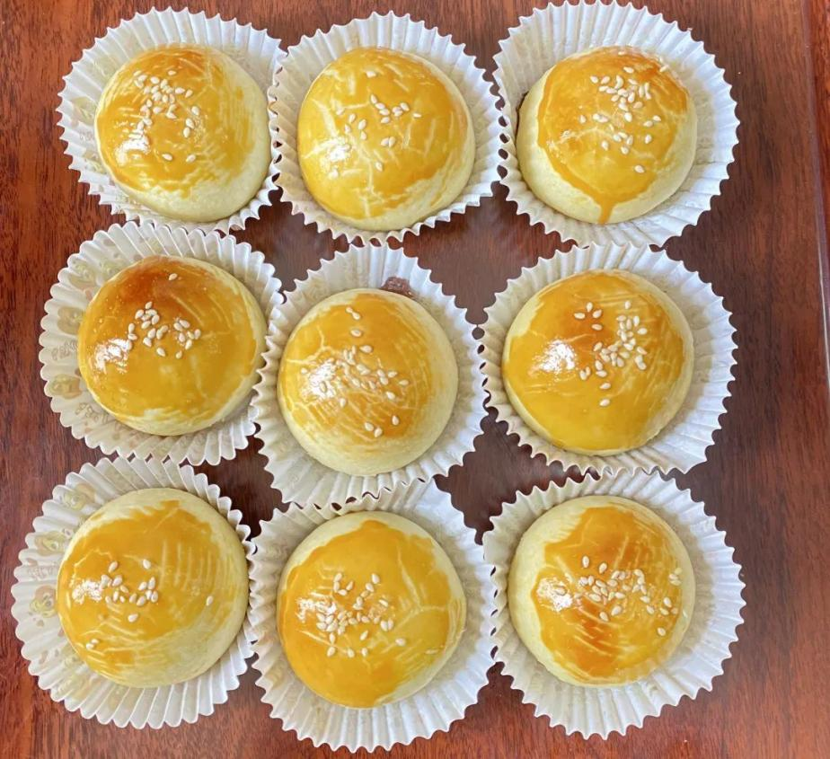 帥豐集成灶風(fēng)火輪蒸烤箱烤制的花式月餅，盡享中秋團圓味！