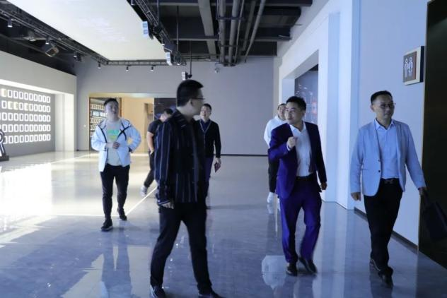 天貓優(yōu)品理想廚房王雁北一行蒞臨集成灶品牌帥豐電器參觀調(diào)研！