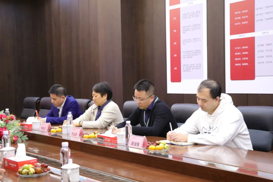 天貓優(yōu)品理想廚房王雁北一行蒞臨集成灶品牌帥豐電器參觀調(diào)研！