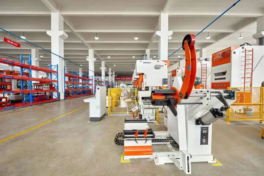 帥豐電器獲評(píng)多項(xiàng)國(guó)家標(biāo)準(zhǔn)編寫(xiě)證書(shū)，帥豐標(biāo)準(zhǔn)定義行業(yè)標(biāo)準(zhǔn)！