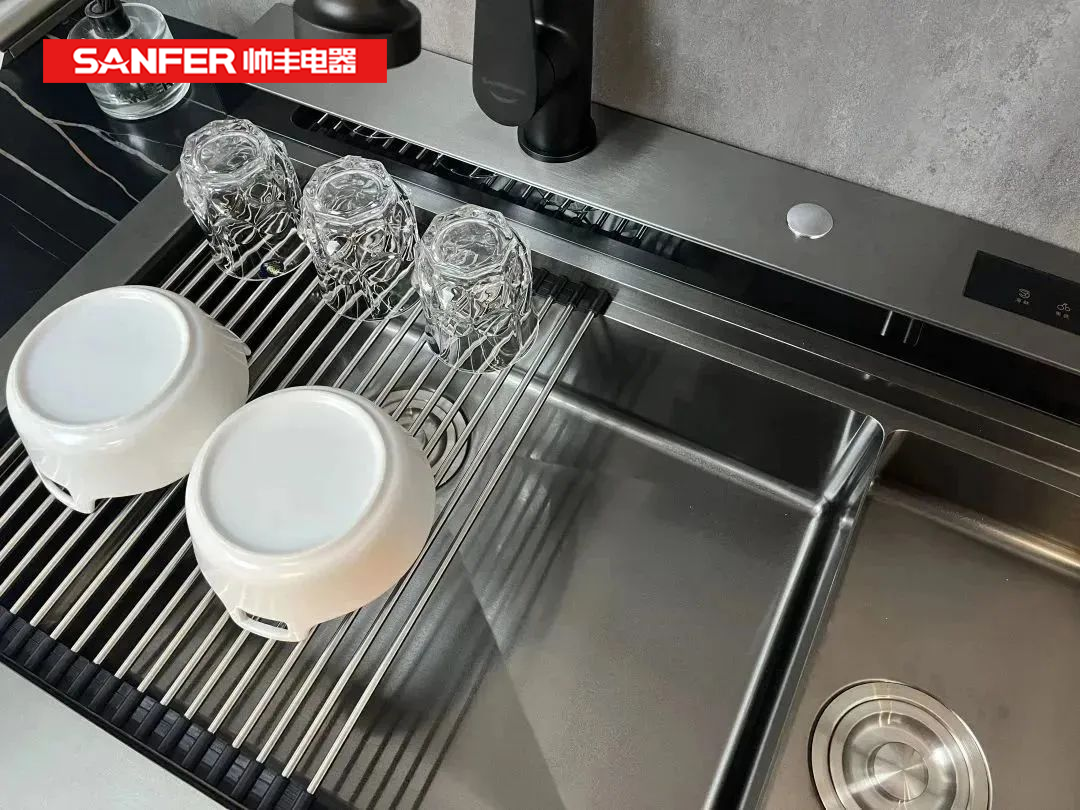 帥豐洗碗機(jī)集成水槽，給父母溫暖的陪伴！