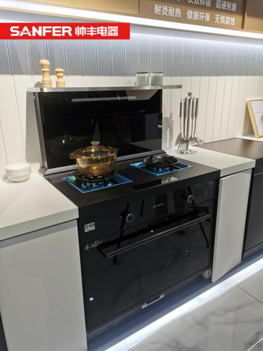 小廚房大空間，集成灶品牌帥豐T1-7B大牌好物帶回家