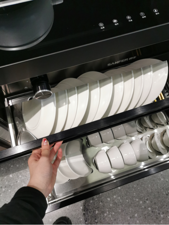 舊廚改造，哪個品牌的集成灶好？