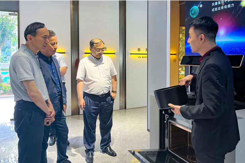 帥豐電器成功入選“首批集成智能廚房產(chǎn)業(yè)試點(diǎn)企業(yè)” 帥豐電器成功入選“首批集成智能廚房產(chǎn)業(yè)試點(diǎn)企業(yè)”