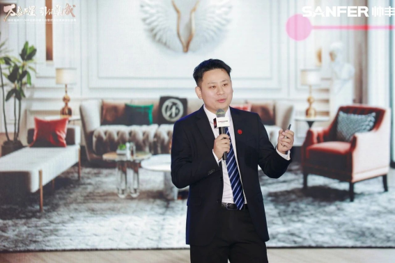 萬象更星·引領(lǐng)集成 | 帥豐電器2024年戰(zhàn)略部署大會(huì)暨優(yōu)秀經(jīng)銷商表彰盛典隆重召開 萬象更星·引領(lǐng)集成 | 帥豐電器2024年戰(zhàn)略部署大會(huì)暨優(yōu)秀經(jīng)銷商表彰盛典隆重召開