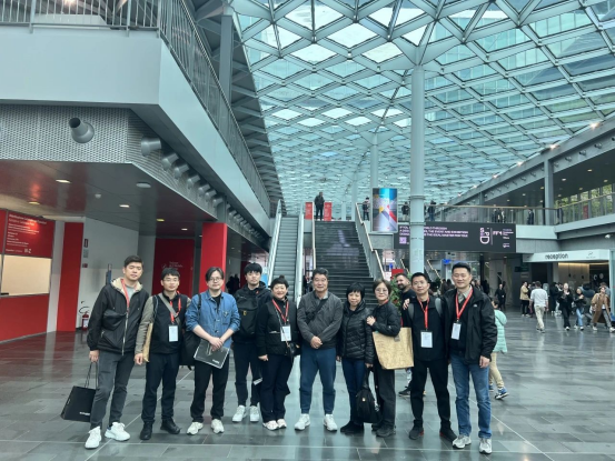 董事長商若云帶隊探知米蘭家具展，洞察國際家居設(shè)計新趨勢