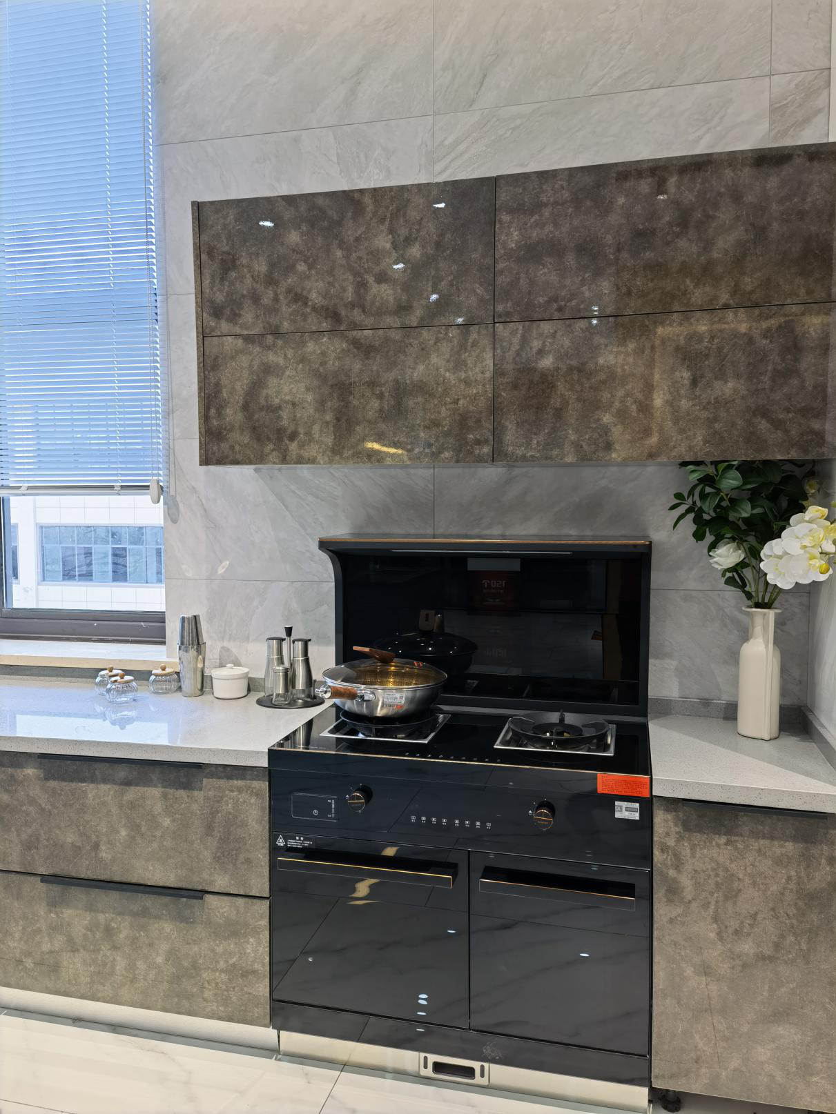 1機(jī)15用，帥豐X1雙子星蒸烤一體集成灶打造夏日廚房最優(yōu)解