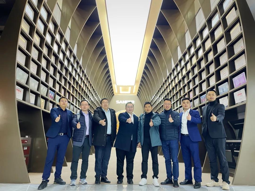 深化合作，共謀發(fā)展｜居然之家新零售集團副總裁王鵬一行蒞臨考察帥豐電器