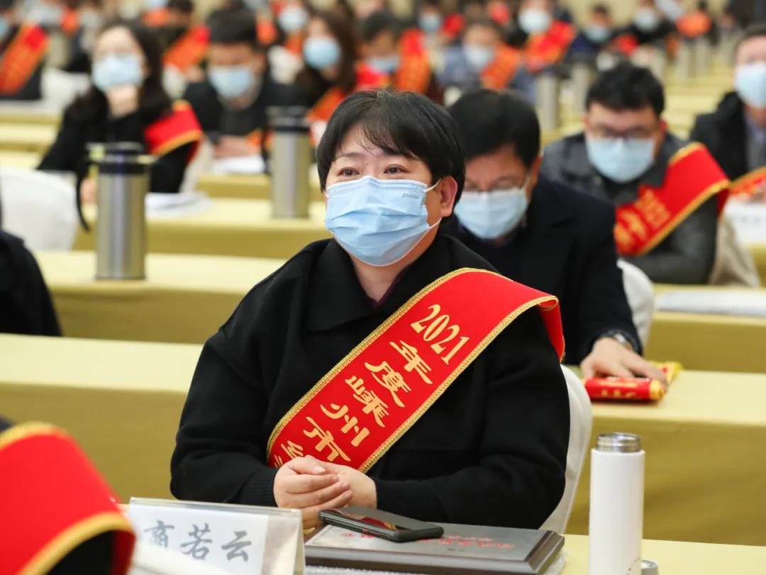 兩天連獲4項(xiàng)大獎(jiǎng)，帥豐用實(shí)力“獎(jiǎng)”話！