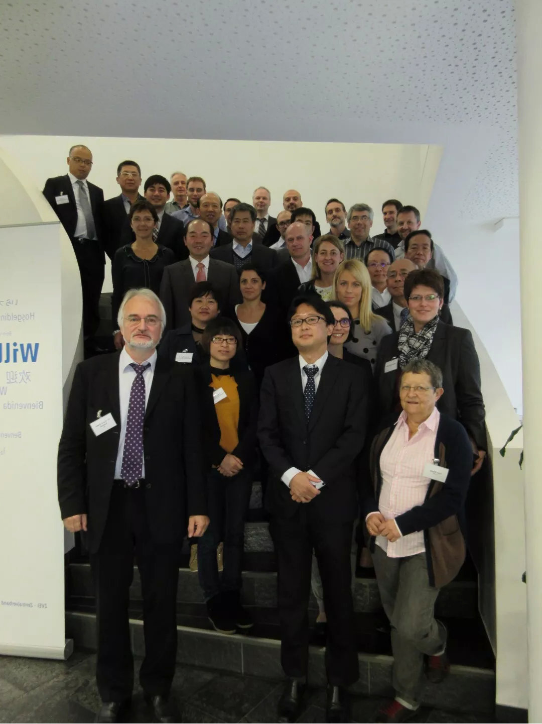 嵊州市長嚴(yán)鋼蒞臨指導(dǎo)，帥豐謹(jǐn)記叮囑，2019繼續(xù)領(lǐng)航嵊州廚電行業(yè)發(fā)展！