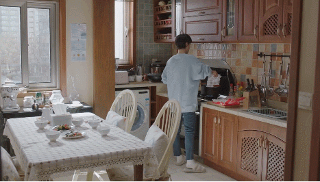 同舟共濟辭舊歲，展望未來譜新篇