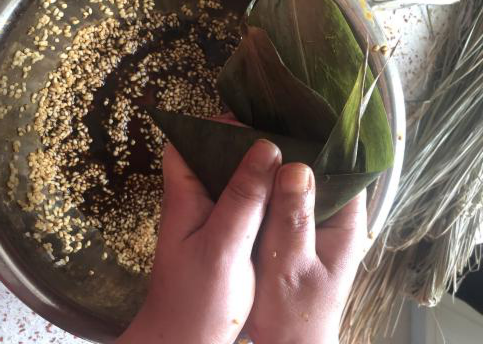 端午節(jié)快到了！今天帥豐電器就來挑戰(zhàn)一下，煮100個粽子需要多久？