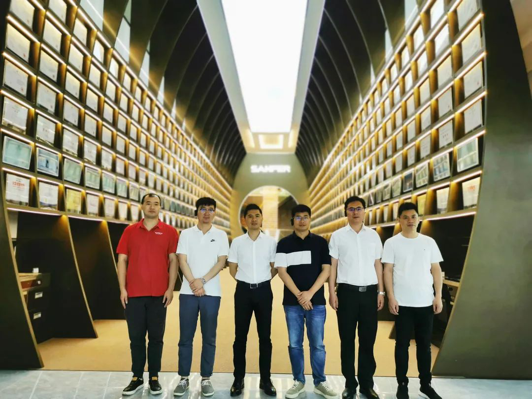 帥豐電器入選“嵊州廚具產(chǎn)業(yè)與京東戰(zhàn)略合作名單”