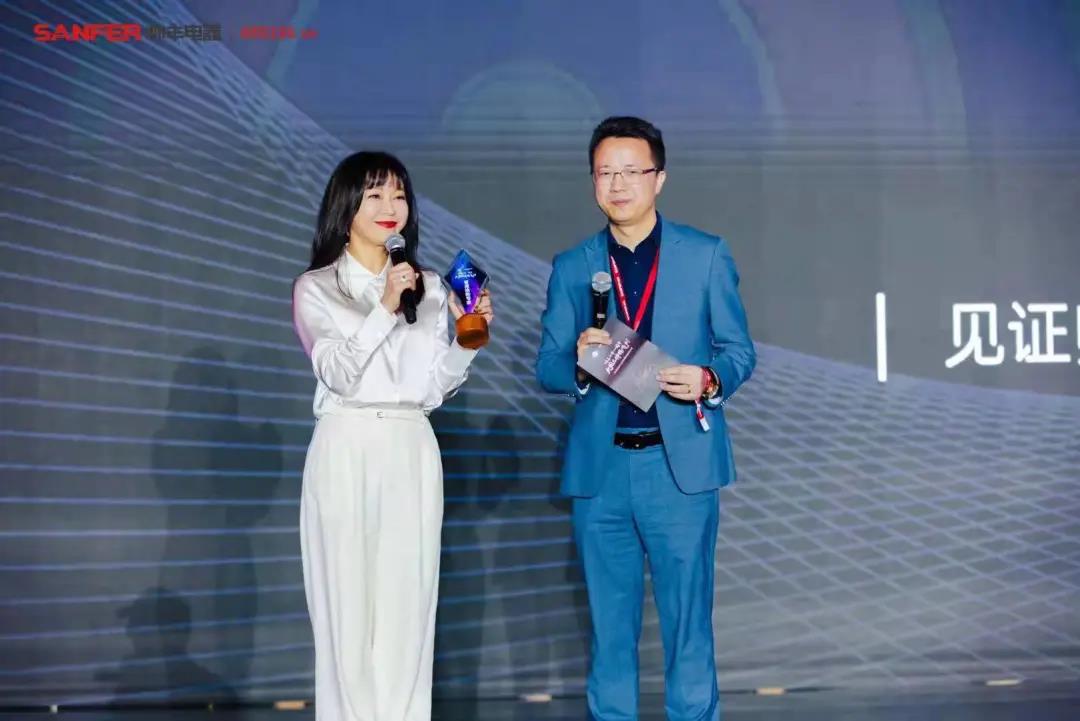 大國(guó)品牌騰飛時(shí)│帥豐上市一周年慶典暨天貓新品發(fā)布會(huì)